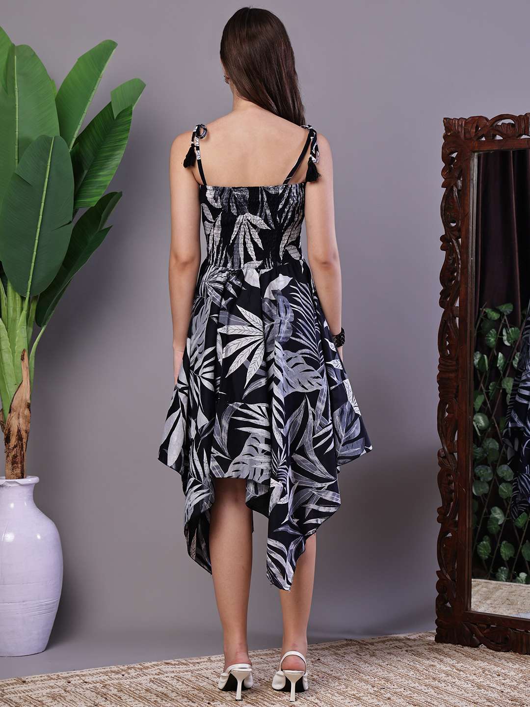 Women's Black & White Leaf Print Cotton Handkerchief Hem Dress Midi Dresses