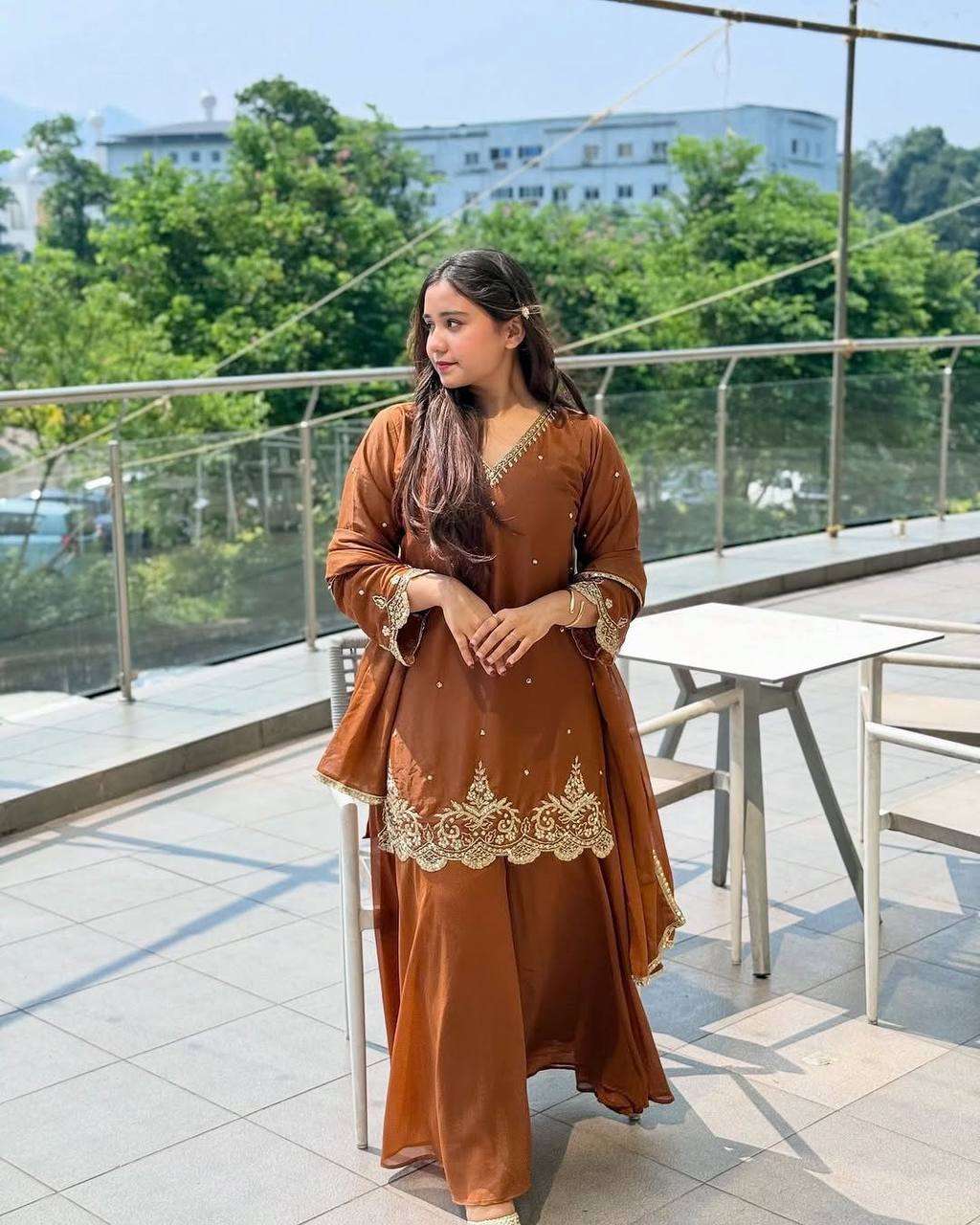 Women's Georgette Sequence Moti Work Straight Kurti With Salwar and Dupatta Set