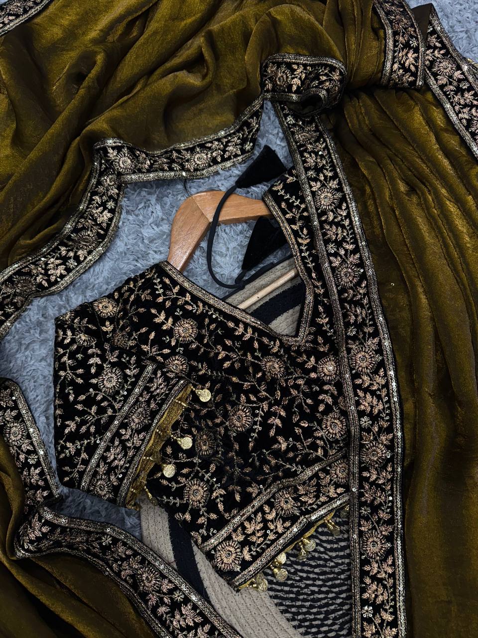 Women's Luxe Olive-Gold Silk Saree with Heavily Embellished Blouse & Border – Ideal for Evening, Wedding & Reception Wear