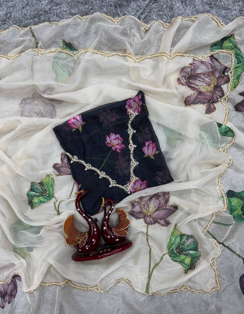 Women's Exquisite Lavender & White Organza Saree with Hand-Painted Lotus Floral Motifs & Gold Embellished Border – Complete with Matching Printed Blouse for Festive & Special Occasions
