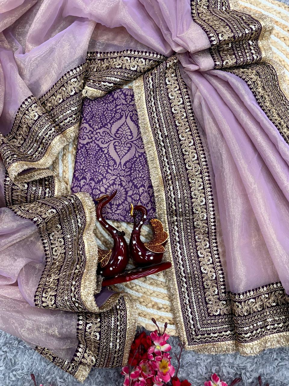 Women's Luxurious Mauve & Purple Art Silk Saree with Intricate Golden Zari & Broad Embroidered Border – Complete with Brocade Blouse for Festive & Wedding Wear