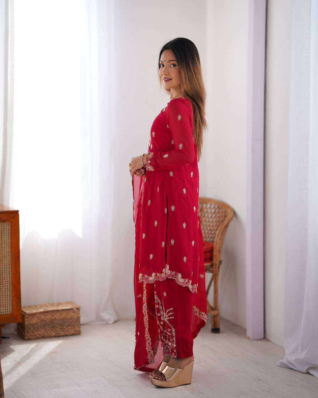 Women's Georgette Embroidery Straight Kurti with Pant And Dupatta Set